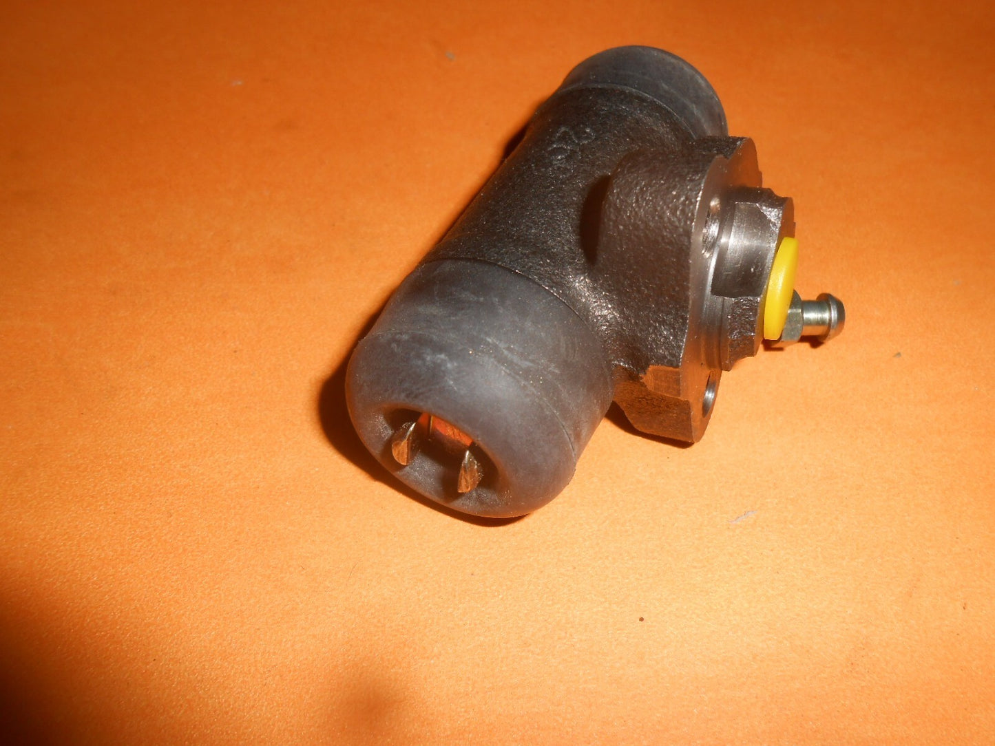 TOYOTA CARINA,COROLLA,CORONA,STARLET(86-96)NEW REAR BRAKE CYLINDERS PAIR