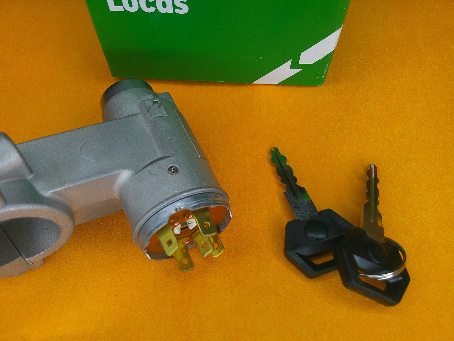 MGB MGB GT (1970-74) STEERING LOCK COLUMN IGNITION SWITCH - LUCAS BHA5215,SSB310