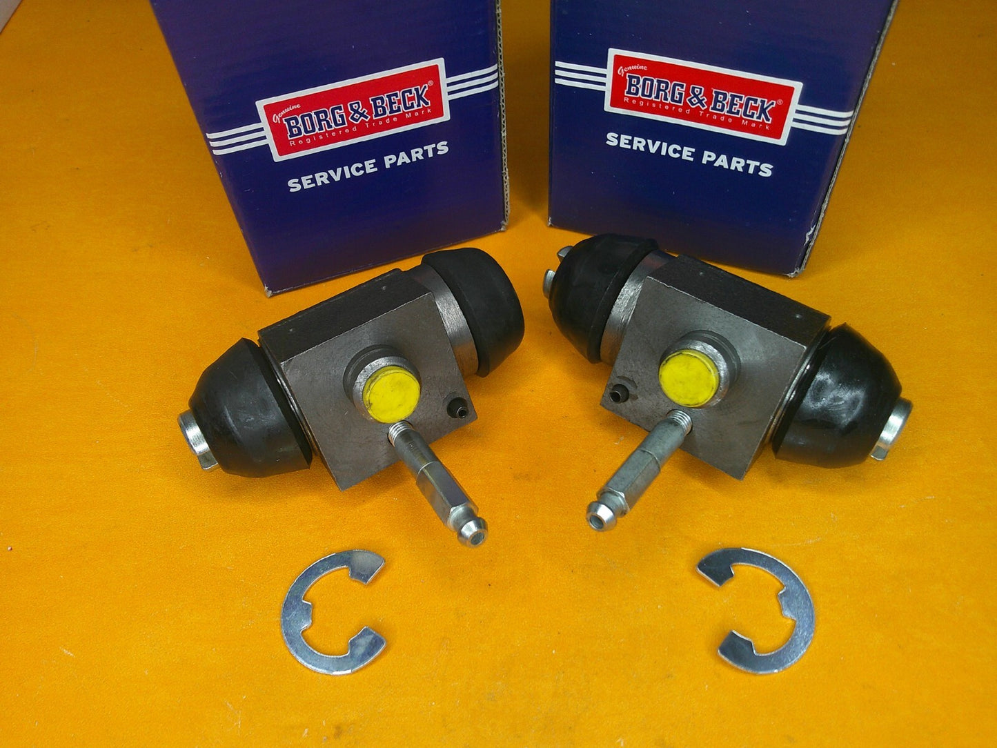 FORD TRANSIT Mk2 LWB (1976-1985) REAR BRAKE WHEEL CYLINDERS PAIR -23.80mm