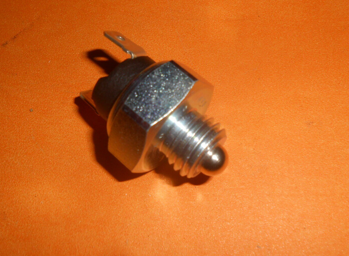 JAGUAR XJ6 2.8 3.4 4.2 (1969-1986) REVERSING LIGHT SWITCH-54850
