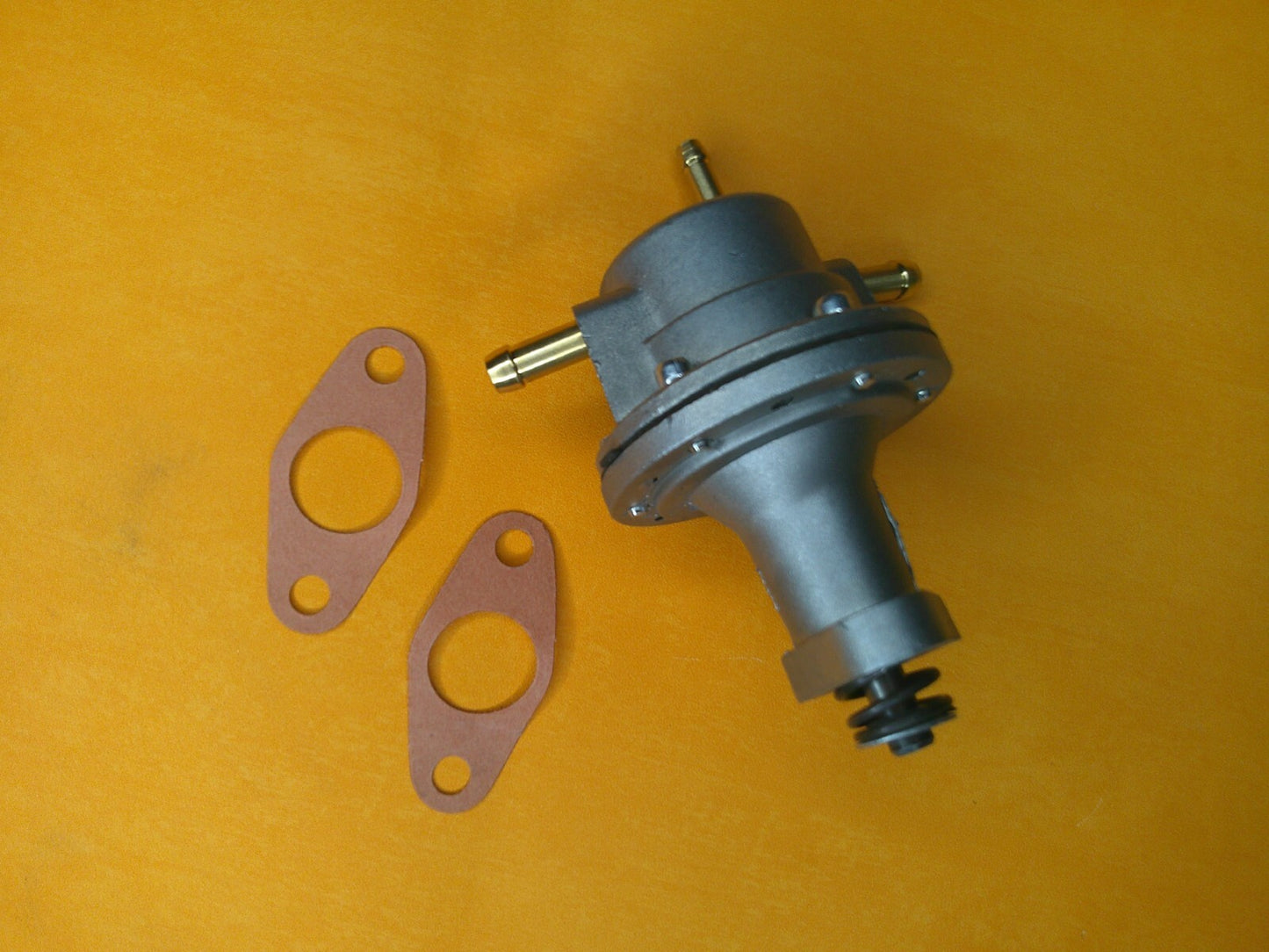FORD ORION Mk2 1.4 1.6 ( (1987-90) NEW "3 pipe" MECHANICAL FUEL PUMP - QFP284