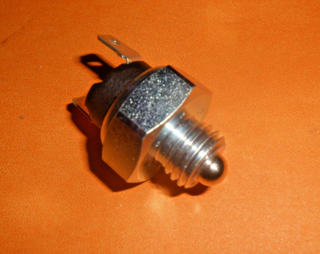 LAND ROVER RANGE ROVER(P38A) 2.5D 3.9 4.6(1994-2002)REVERSING LIGHT SWITCH-54850