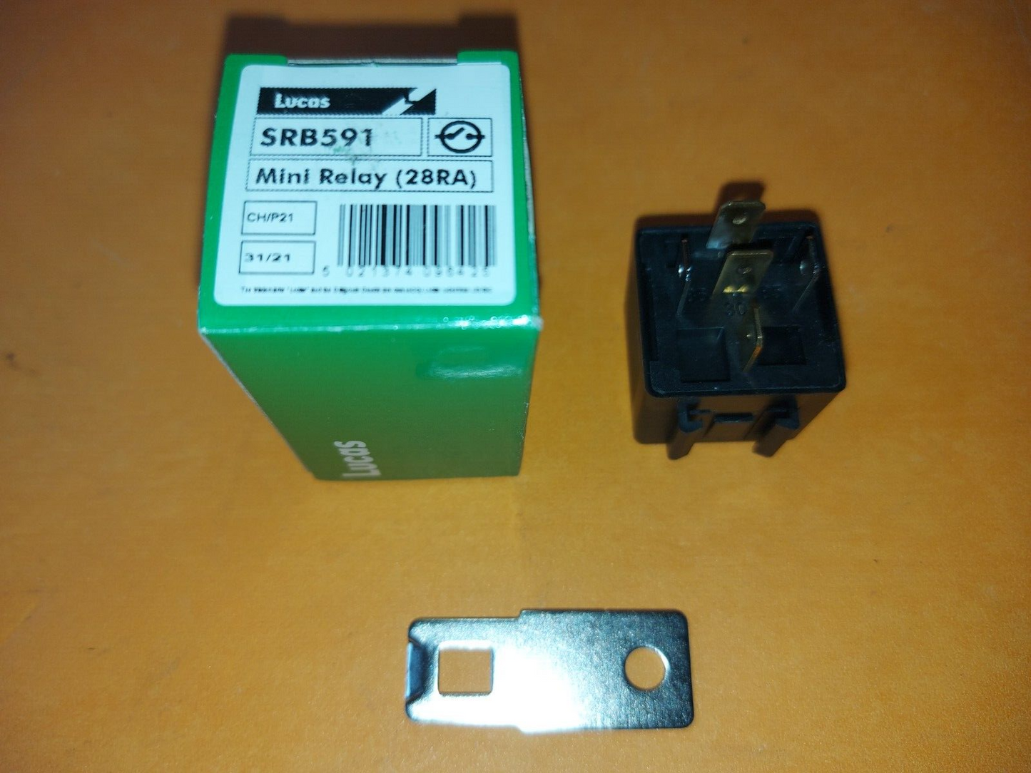 ALTERNATIVE RELAY STARTER TR250 TR6 TR7 TR8 5 Pin 2x25A 12v-Genuine Lucas SRB591