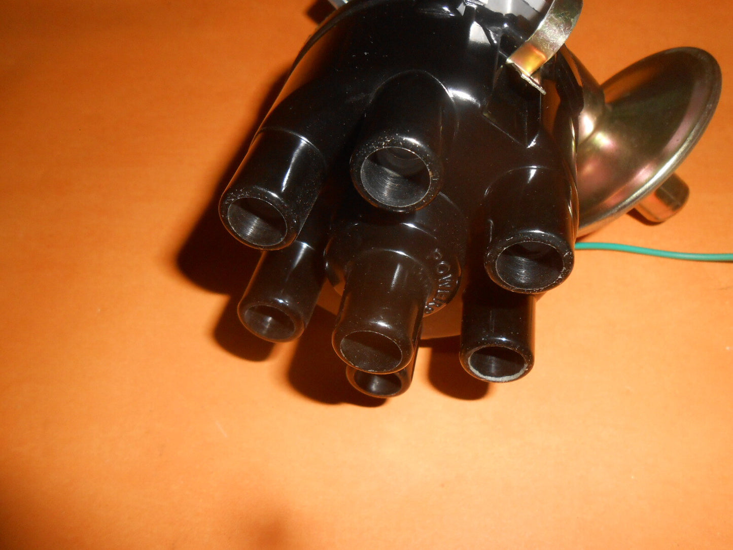 LAND ROVER 88 & 109 2.6 (1966-80) POINTS IGNITION DISTRIBUTOR (Lucas 45D6 type)