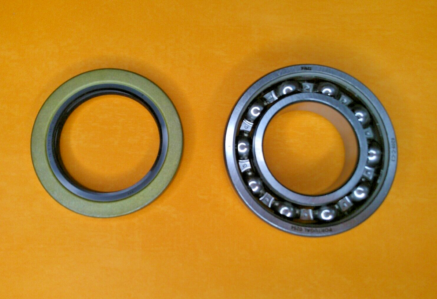 FORD THAMES 400E VAN (1957-1965) BRAND NEW REAR WHEEL BEARING KIT
