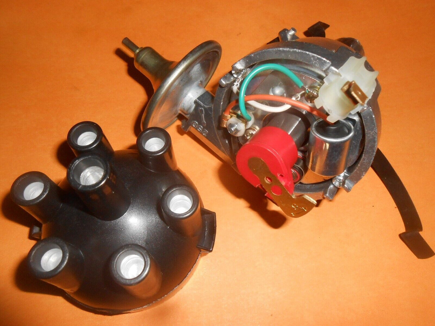 FORD ZEPHYR 6 ZODIAC Mk3 (1962-66) POINTS IGNITION DISTRIBUTOR (Lucas 25D6 type)