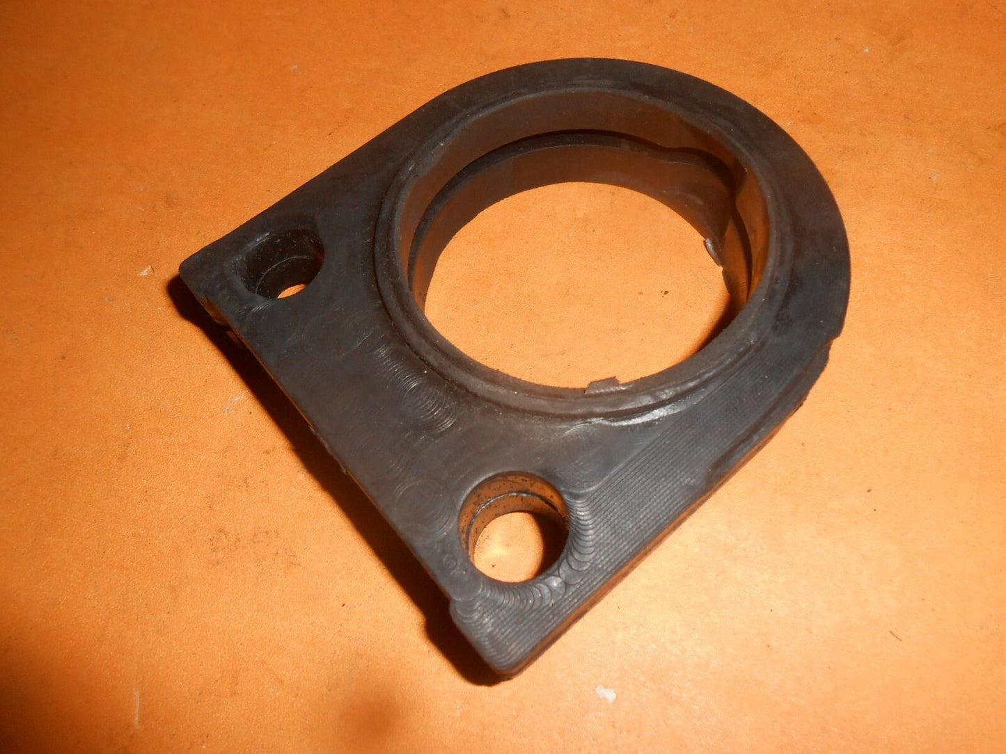 AUSTIN A30 (1951-56) GEARBOX TAIL RUBBER MOUNTING