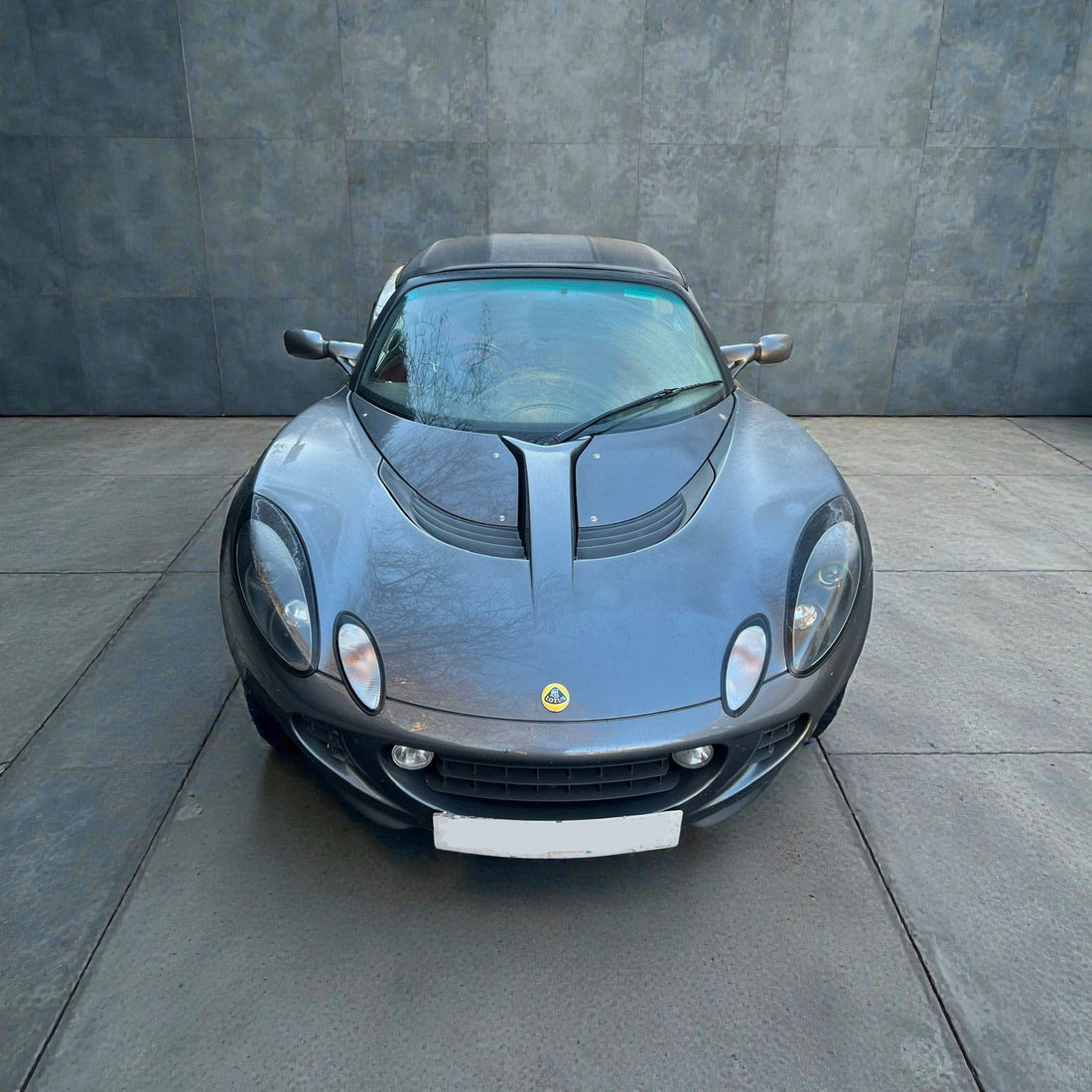 Lotus Elise Sport 135 - What Makes a Lotus Special - Vroom Classics