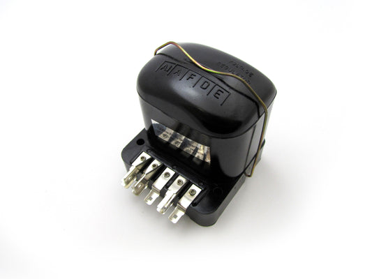 106XB.1.jpg
