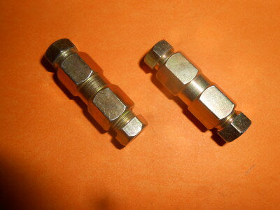 2 way Female Connector M10 x 1mm Metric for Brake Pipe 3/16" Pipe x2