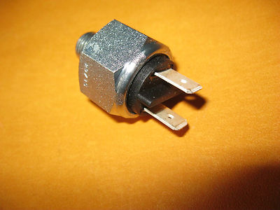 LAND ROVER Series  2.25, 2.6 (1956-71) NEW BRAKE LIGHT SWITCH - 51600