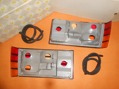 VAUXHALL CAVALER Mk2 (1981-1988) NEW REAR LIGHT UNITS PAIR (Black trim !!)