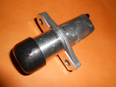 TRIUMPH VITESSE (1600cc) TRIUMPH TR3 CLUTCH SLAVE CYLINDER (cast iron) 7/8" bore