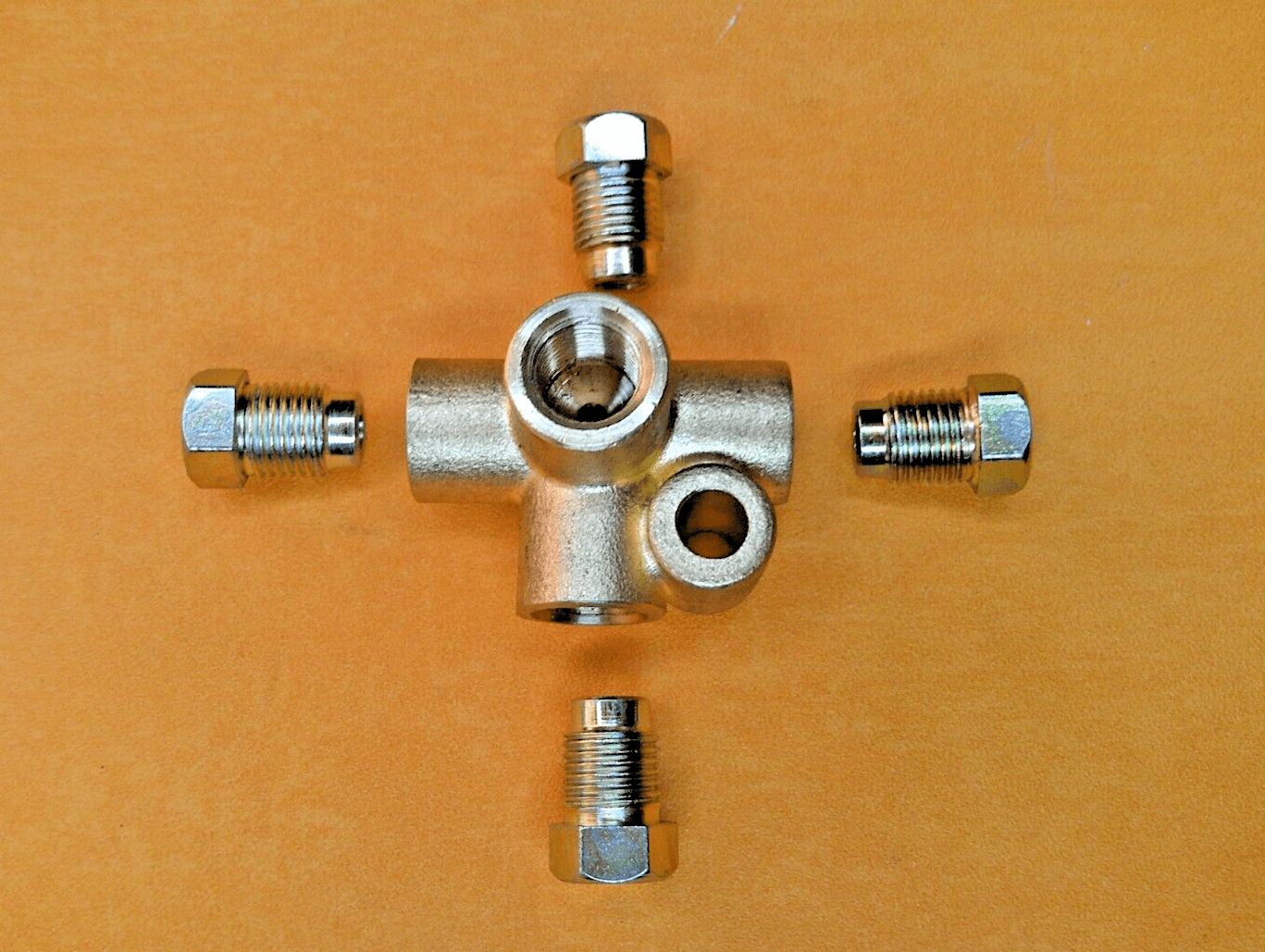 4 Way Brake Pipe M10 Brass connector +4 Metric Brake Unions for 3/16" Pipe - Vroom Classics