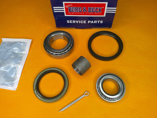 TRIUMPH STAG 3.0 1970-77 REAR WHEEL BEARING KIT plus crush washer (Borg & Beck)