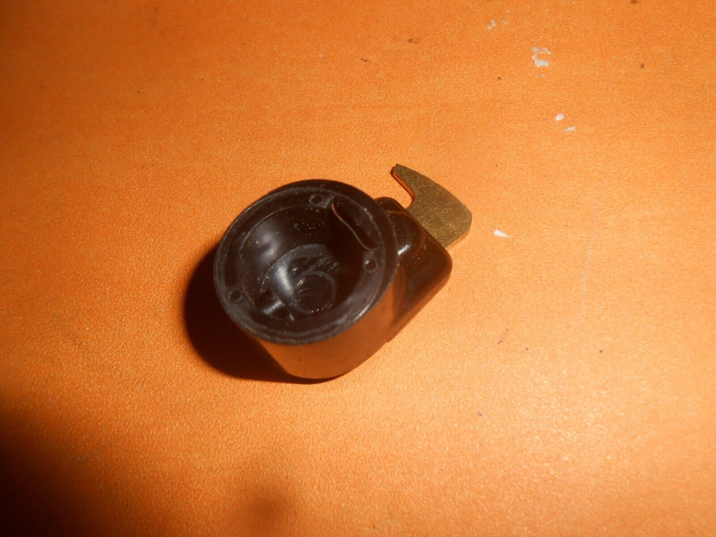 FORD ZEPHYR,ZODIAC Mk4 V4, V6 (1966-68) Lucas type IGNITION ROTOR ARM