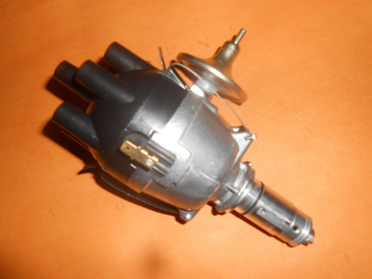 LAND ROVER 88 109 2.6 (1966-80) POINTS IGNITION DISTRIBUTOR (Lucas 25D6 type)