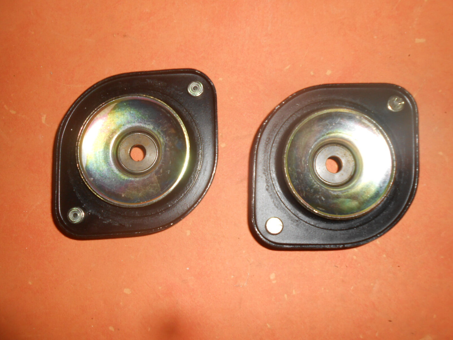 VOLKSWAGEN GOLF, JETTA, SCIROCCO (1974-93) STRUT TOP MOUNTS PAIR - AM121