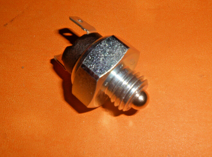 JAGUAR E-Type 3.8 4.2 5.3 (1969-1974) REVERSING LIGHT SWITCH-54850