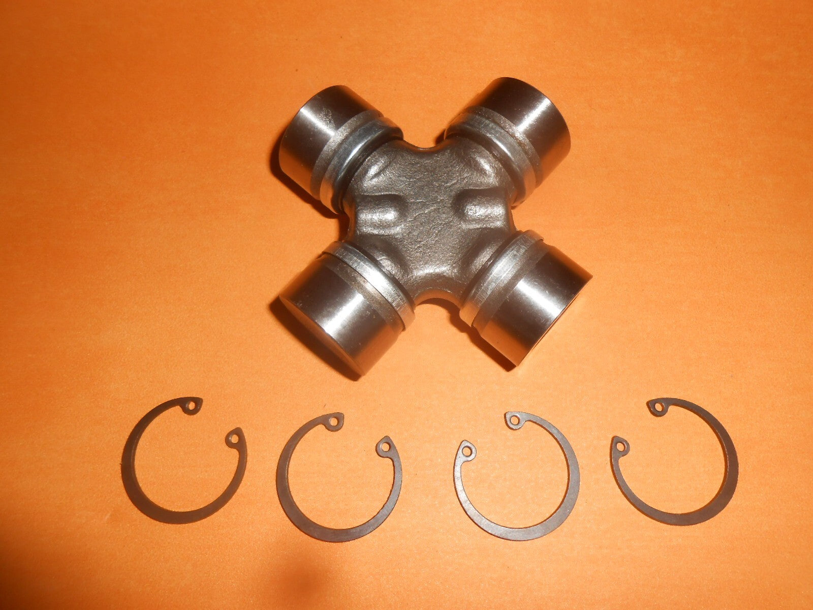 FORD TRANSIT Mk1 SWB (1965-77) PROPSHAFT UNIVERSAL JOINT - 27mm x 75mm