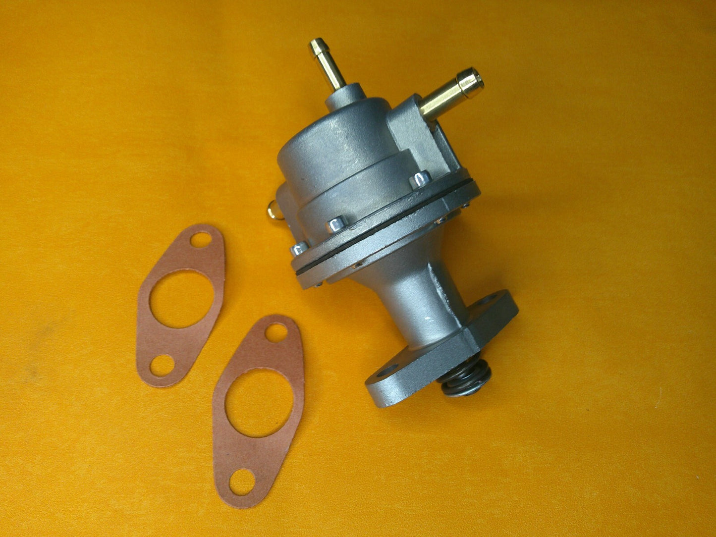 FORD FIESTA Mk2 XR2 1.6 (1987-89) NEW "3 pipe" MECHANICAL FUEL PUMP - QFP284