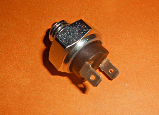 LAND ROVER RANGE ROVER 2.4TD 3.5(1969-92)REVERSING LIGHT SWITCH -54850
