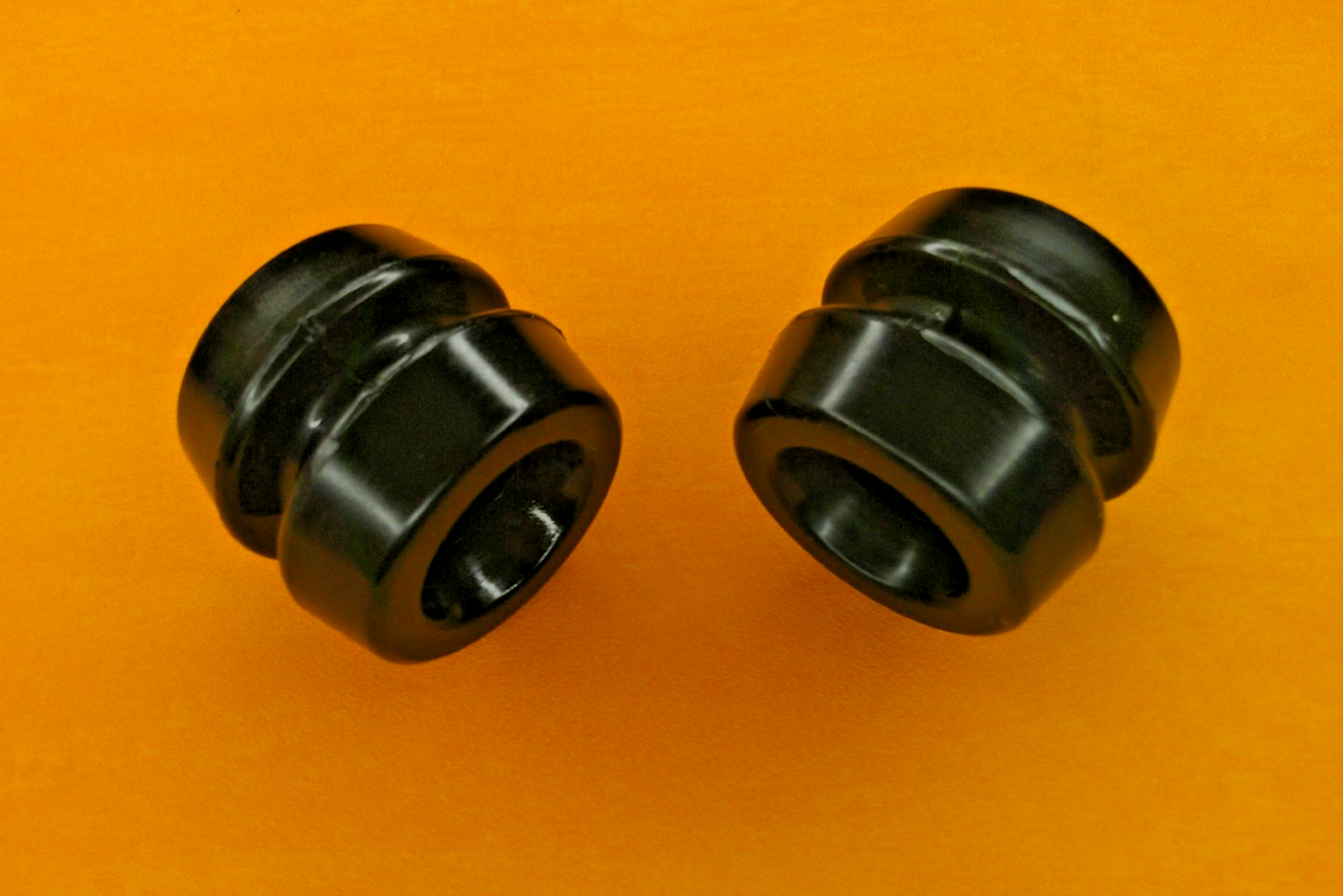 FORD CAPRI MK1 Mk2 Mk3 (1969-1987) OUTER TRACK CONTROL ARM BUSH x2