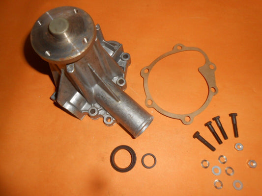 VOLVO 240, 260 2.0, 2.1, 2.3 (1974-85) NOS ENGINE WATER PUMP-QCP969
