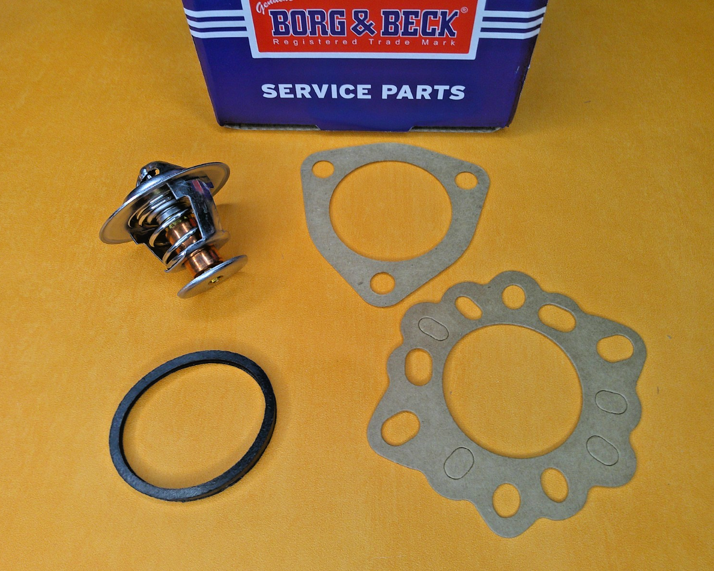 TRIUMPH DOLOMITE 1850 Sprint (1972-81) 82Â°C COOLANT THERMOSTAT & GASKET