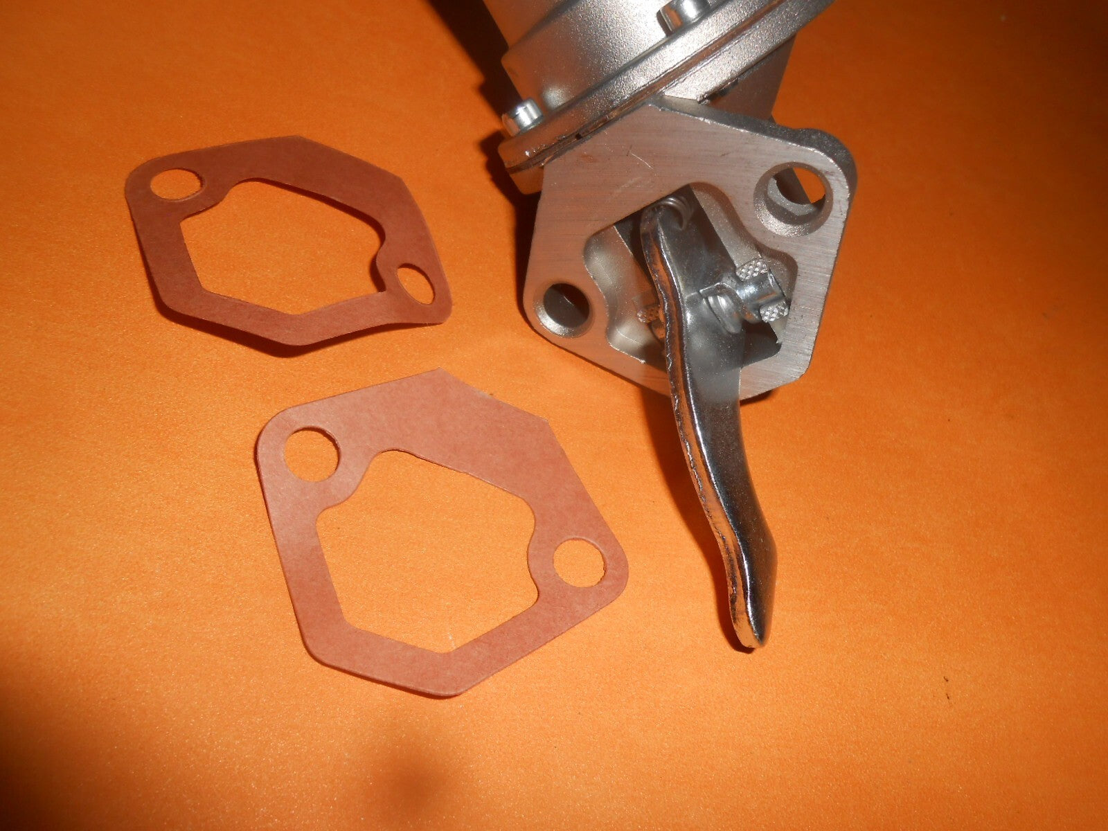 FORD ESCORT Mk2 1.1 1.3 1.6 OHV (1975-80) NEW MECHANICAL FUEL PUMP - QFP84