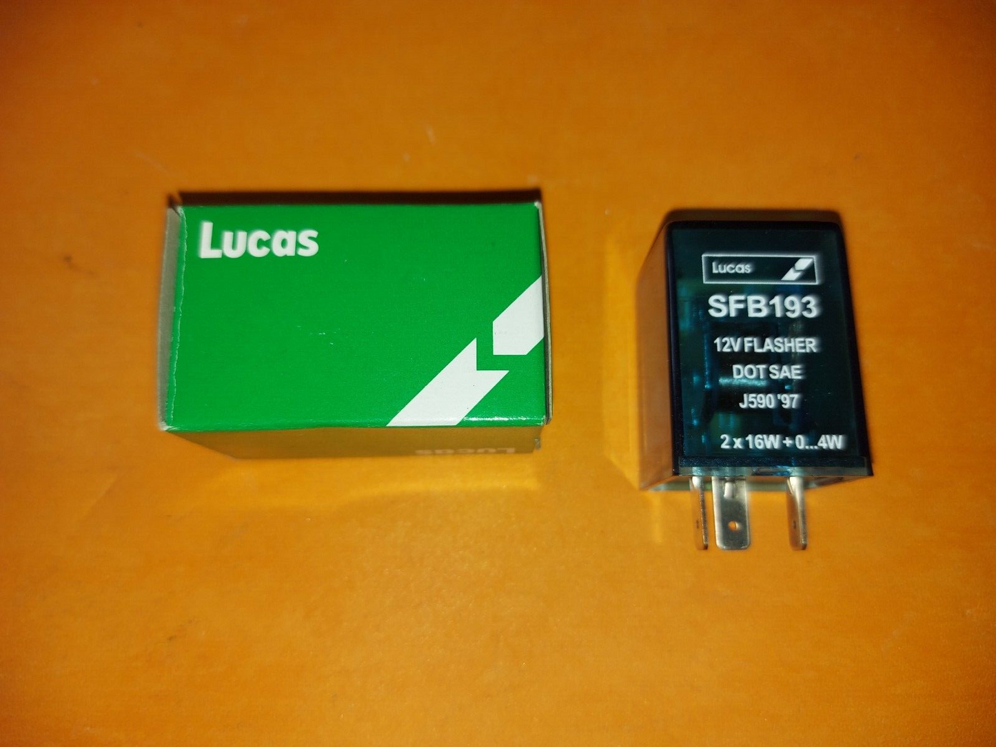 LUCAS FLASHER UNIT DOT SAE J590'97  12V 2 x 16W 3 PIN - Genuine Lucas SFB193