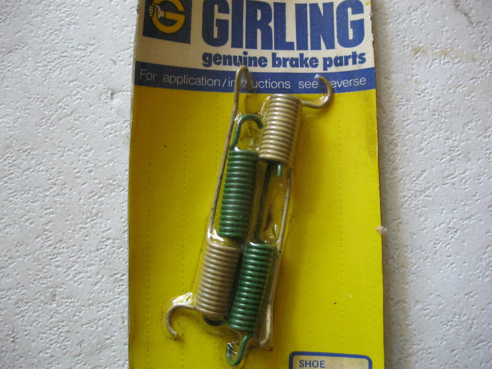 VAUXHALL VICTOR FC (1963-67) NEW REAR BRAKE SHOES SPRING KIT - SS9