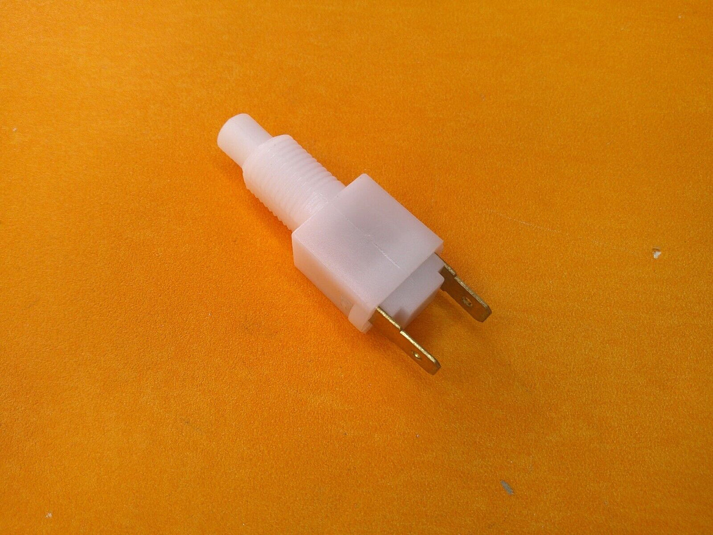 AUSTIN ALLEGRO (73-) AUSTIN MAXI (69-) MINI (71-)NEW BRAKE LIGHT SWITCH - 51590