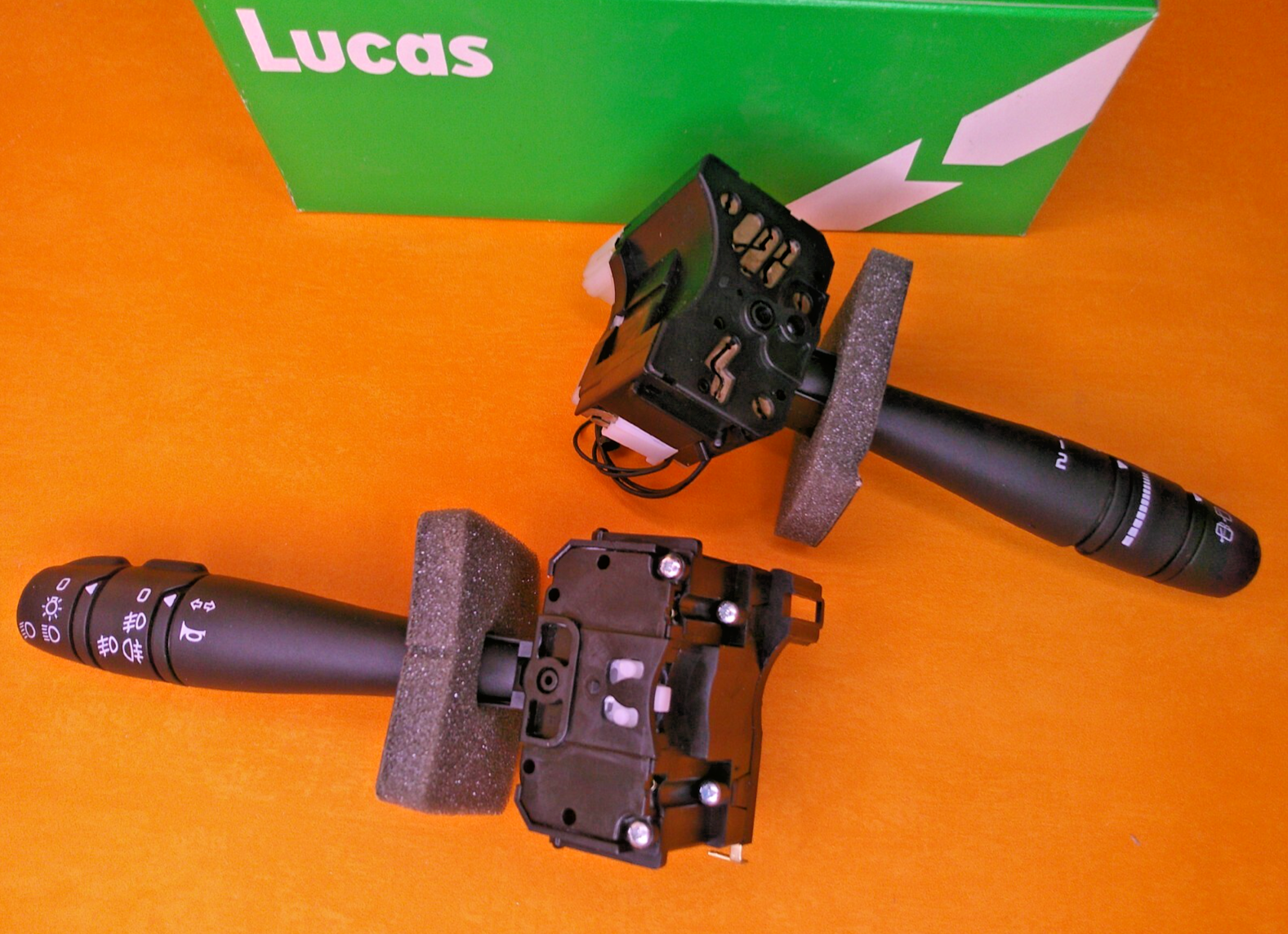 RENAULT LAGUNA (1995-2000) STEERING COLUMN SWITCH PAIR - GENUINE LUCAS