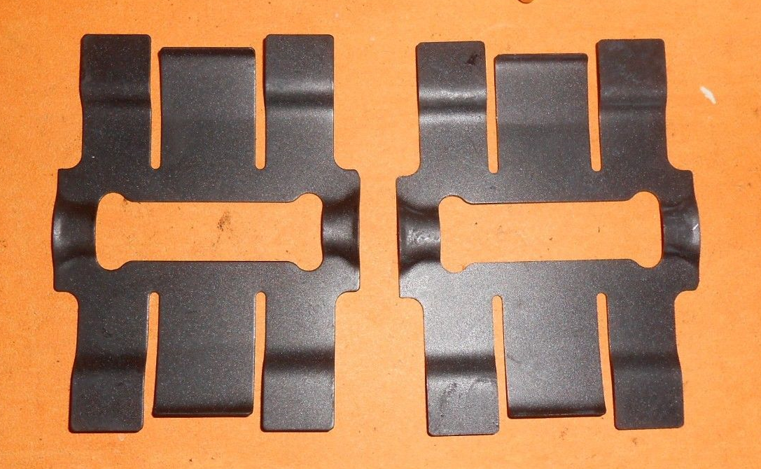 AUSTIN ROVER MG METRO(84-90) VENTED DISC 62mm wide BRAKE PAD FITTING KIT - LPK76