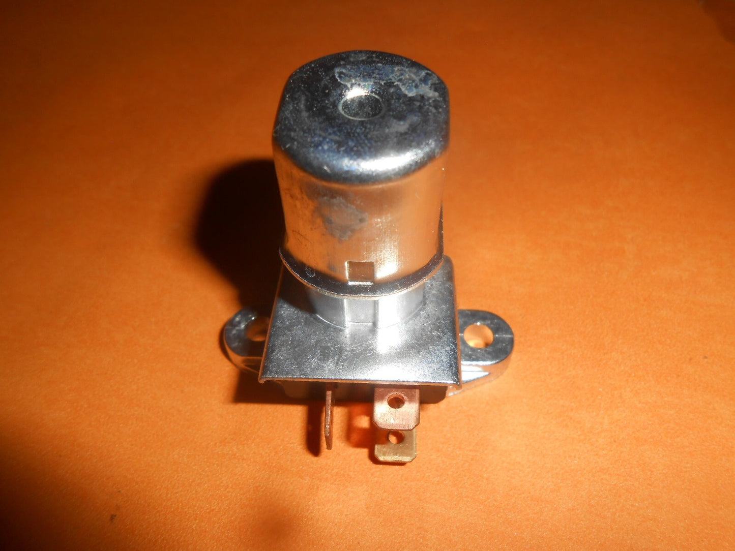 TRIUMPH TR5, TR250, TR6  (1967-76) FLOOR MOUNTED HEADLIGHT DIP SWITCH