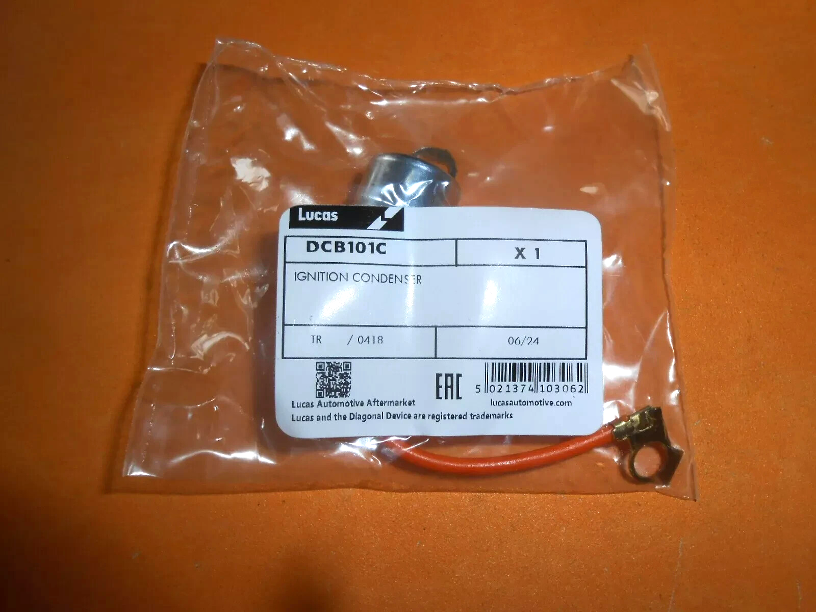 AUSTIN A30 A35 A40 A50 (1956-61) NEW LUCAS IGNITION CONDENSER - C1,DCB101C