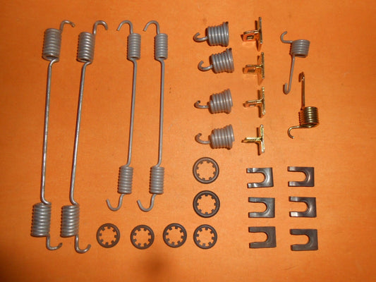 PEUGEOT 405(1987-97) 9" Dia drum BENDIX TYPE REAR BRAKE SHOE FIXING KIT- GBK1069