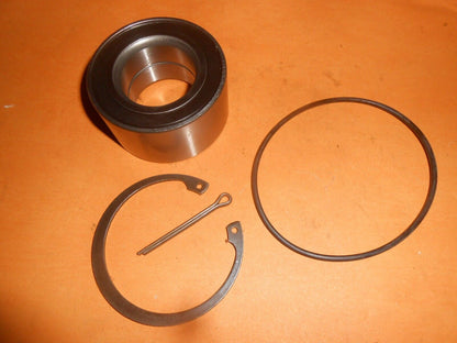VAUXHALL ASTRA Mk1, Mk2 1.8i,2.0i GTE(1983-93) FRONT WHEEL BEARING KIT -QWB436