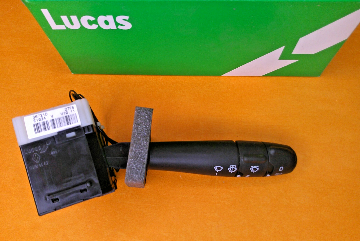 RENAULT LAGUNA (1995-2000) NEW STEERING COLUMN WIPER ARM SWITCH - GENUINE LUCAS
