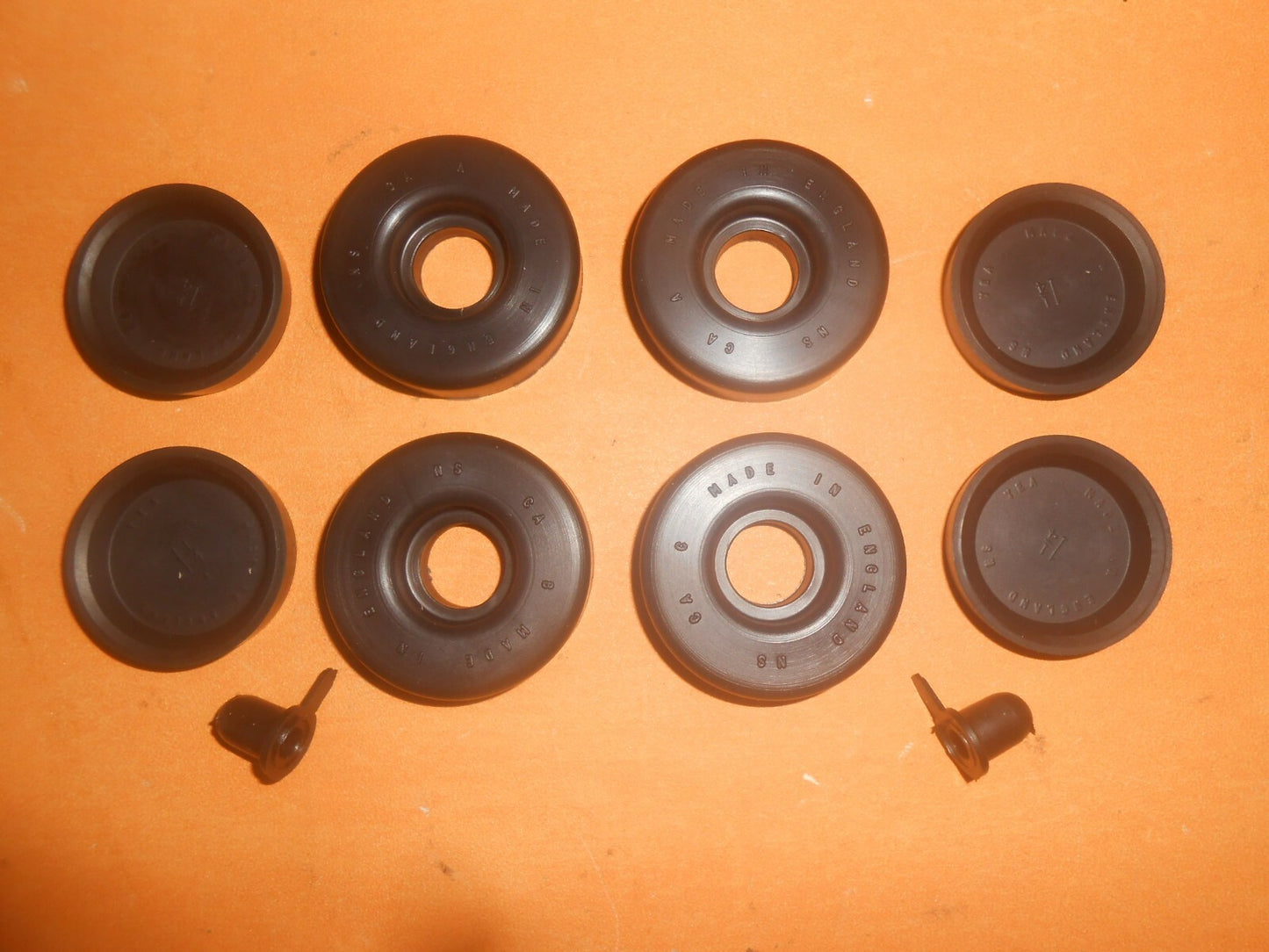 JAGUAR MkVII, MkVIII (1951-59) NEW FRONT WHEEL CYLINDER KIT