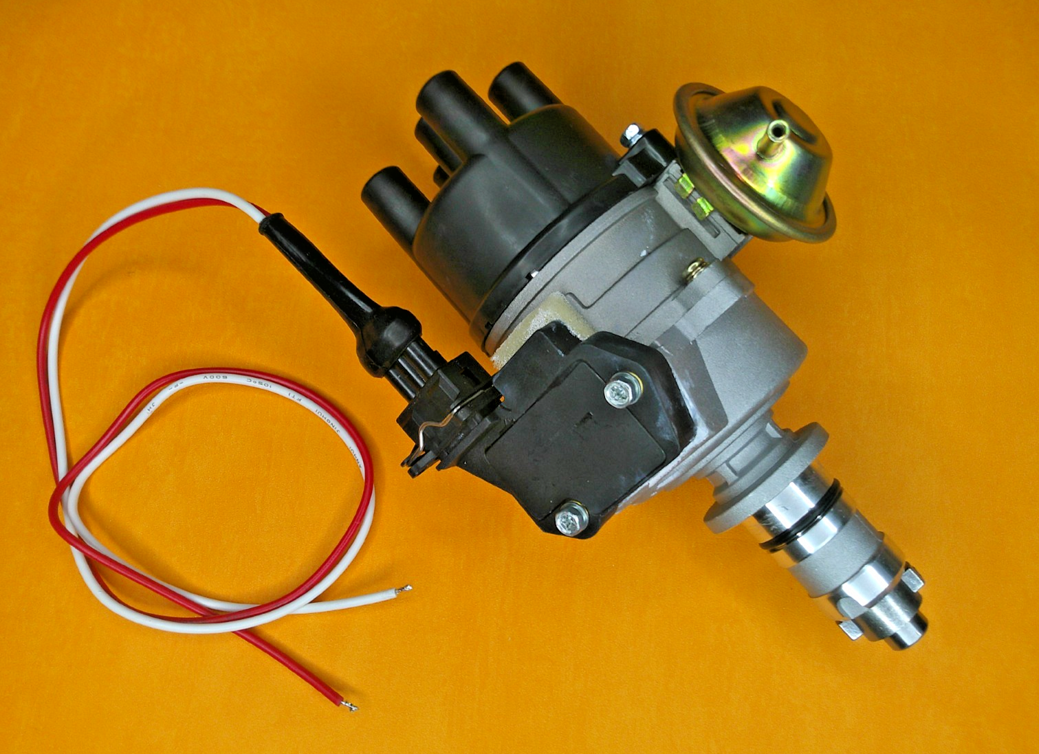 MG METRO & TURBO (1982-90) ELECTRONIC IGNITION DISTRIBUTOR-D65 type +plug & wire