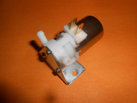 LAND ROVER SERIES IIA & III (1961-85) WINDSCREEN WASHER PUMP