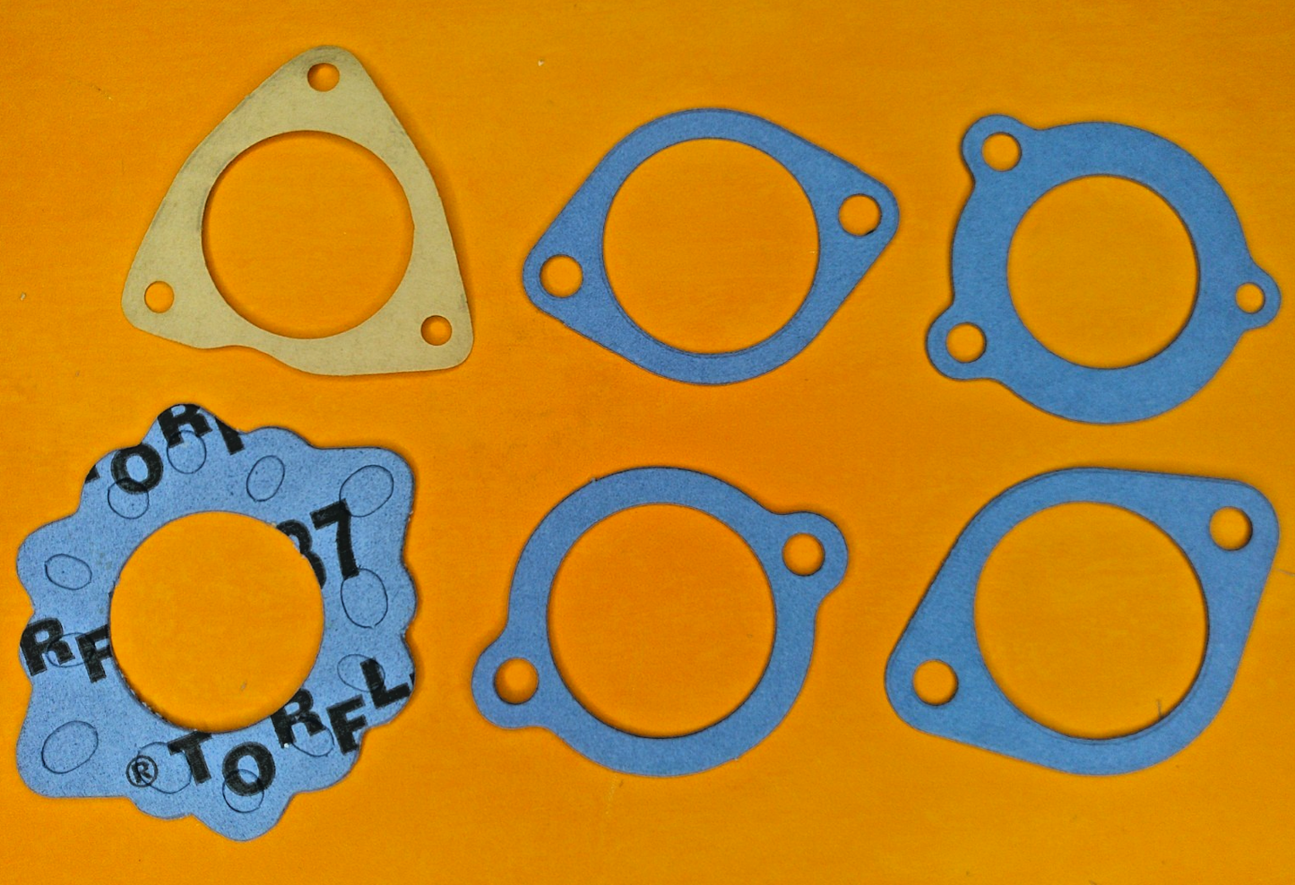 FORD PREFECT (1949-59) 82Â°C  COOLANT  THERMOSTAT & GASKET -Borg & Beck