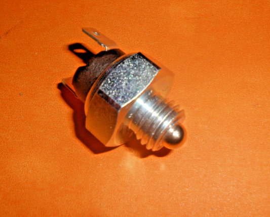 TRIUMPH 2000 2500 2.5PI (1968-77) NEW REVERSING LIGHT SWITCH - 54850