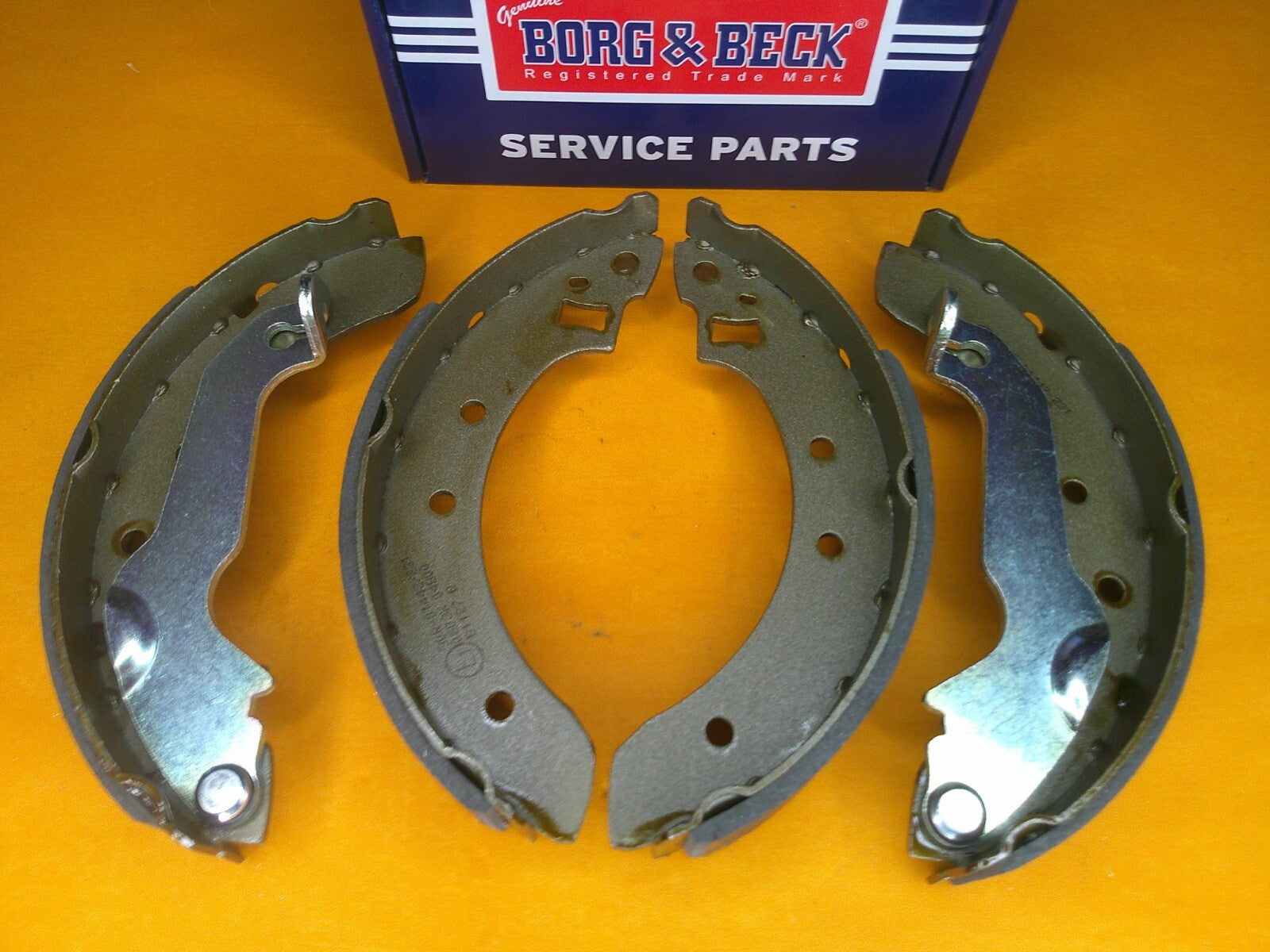 FORD ESCORT Mk3 1.6 RS XR(1983-86)with ABS REAR BRAKE SHOES -GENUINE BORG & BECK
