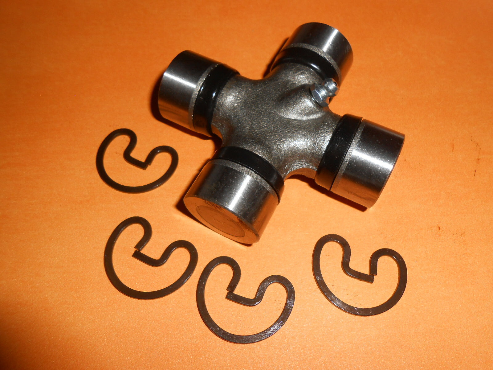 CHEVROLET 1955 1956 1957 PROPSHAFT UNIVERSAL JOINT -QL2104