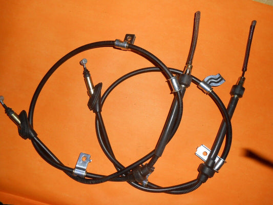 ROVER 200,400 (89-99)HONDA CONCERTO (89-95)WITH REAR DRUMS BRAKE CABLES PAIR
