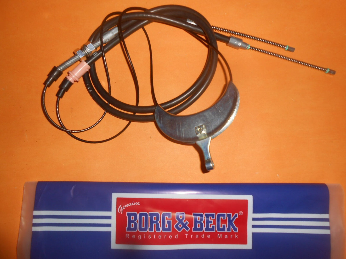FORD CORTINA MK3 (1970-76)FLOOR MOUNTED NEW REAR HANDBRAKE CABLE - BORG & BECK