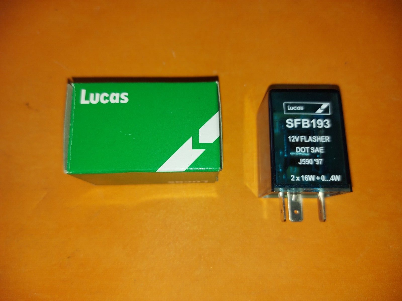 LUCAS FLASHER UNIT DOT SAE J590'97  12V 2 x 16W 3 PIN - Genuine Lucas SFB193